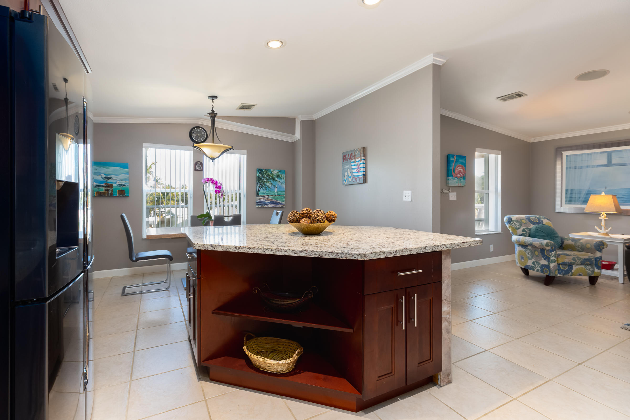 308 Vaca Road Key Largo, FL 33037 - Photo 5 of 31 7F6A9737-Edit