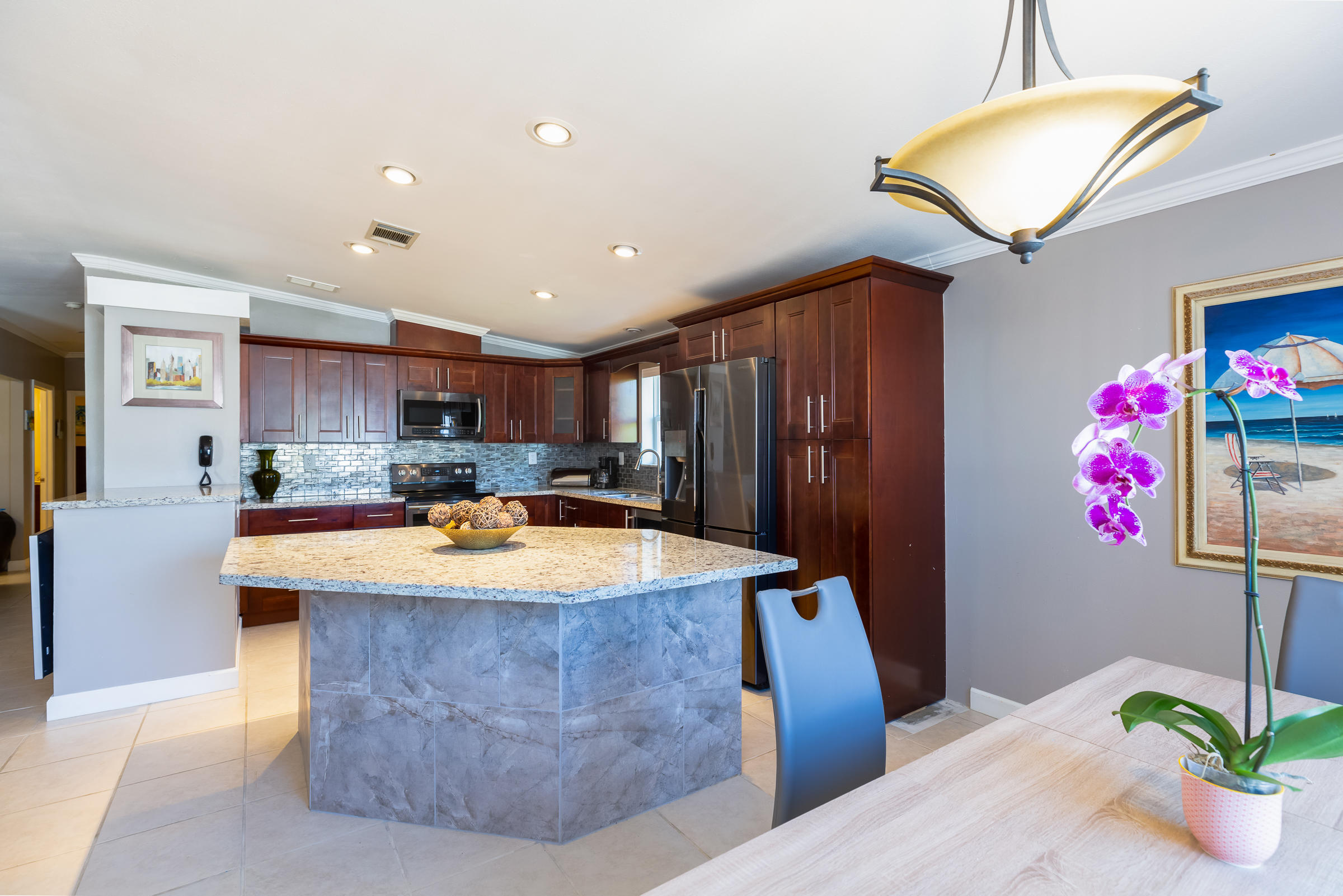 308 Vaca Road Key Largo, FL 33037 - Photo 7 of 31 7F6A9762-Edit
