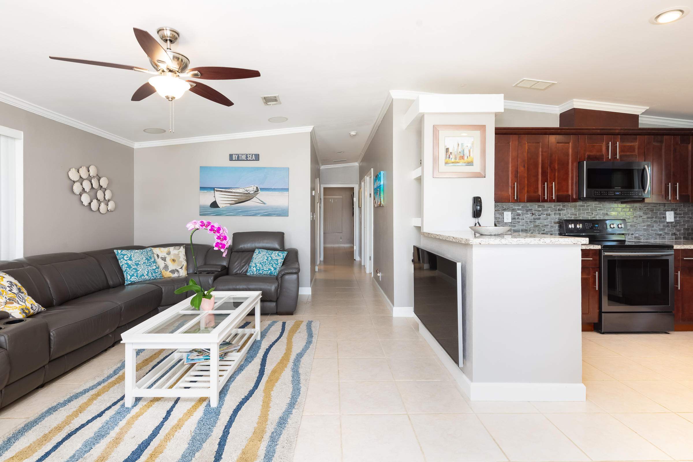 308 Vaca Road Key Largo, FL 33037 - Photo 10 of 31 7F6A9713-Edit