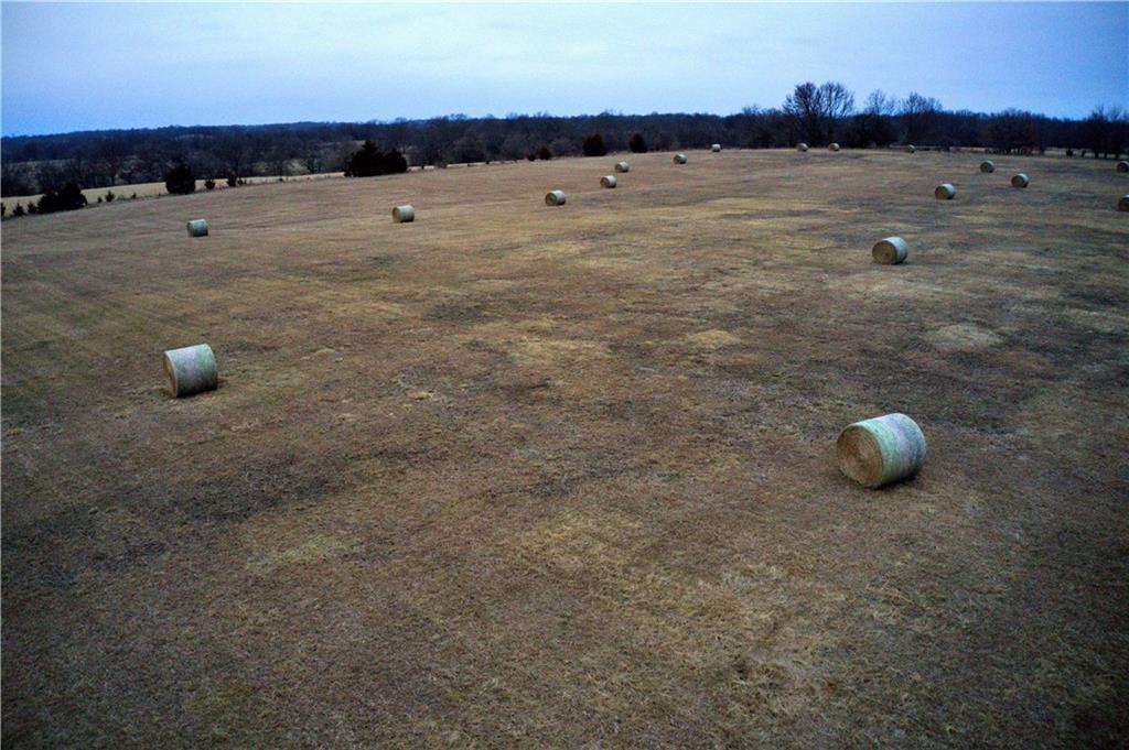 West Wind Road Brunswick, MO 65236 - Photo 2 of 24