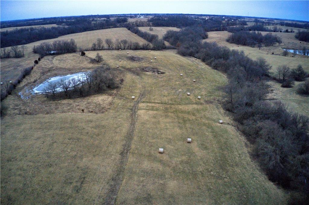 West Wind Road Brunswick, MO 65236 - Photo 9 of 24