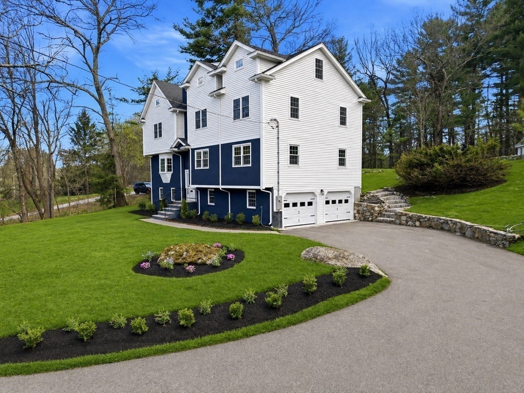 445 Salem Street North Andover, MA 01845 - Photo 1 of 42