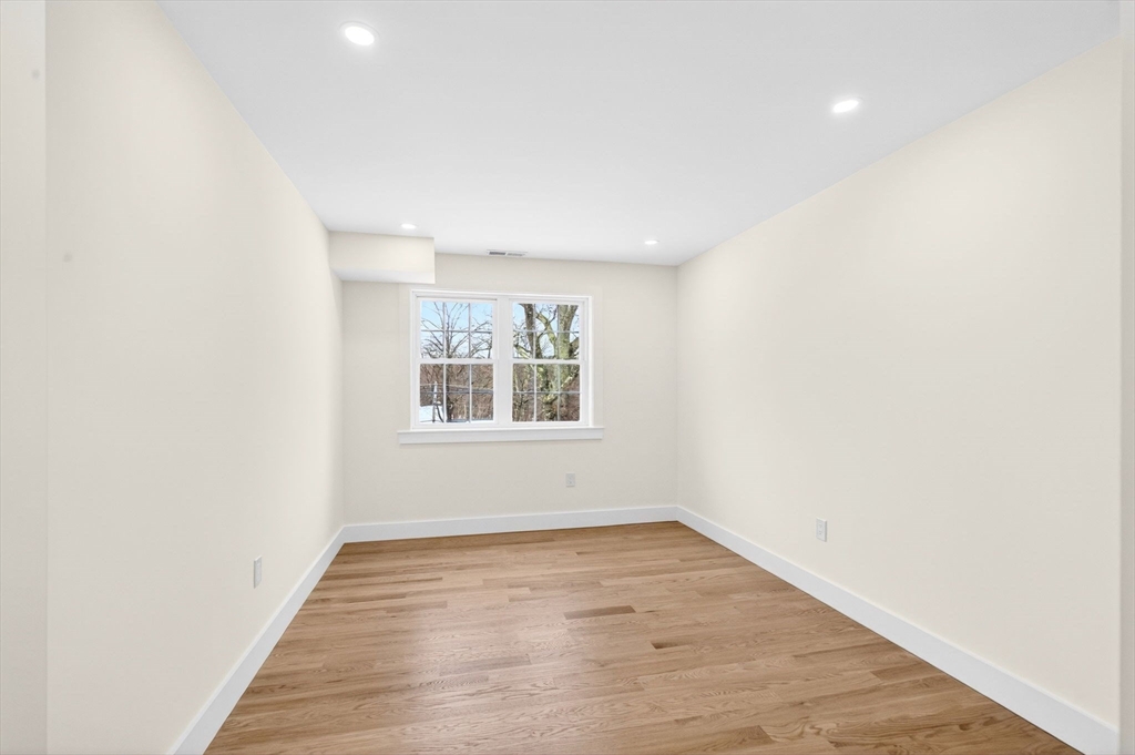 445 Salem Street North Andover, MA 01845 - Photo 29 of 42