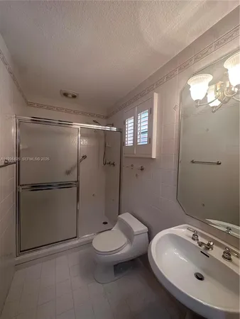 $5,400 | 2980 Southwest 111th Avenue, Miami, FL 33165