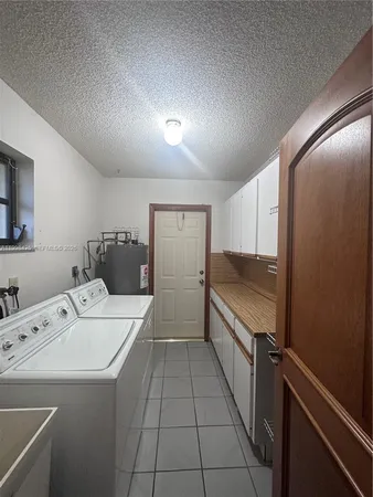 $5,400 | 2980 Southwest 111th Avenue, Miami, FL 33165