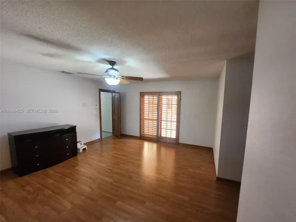$5,400 | 2980 Southwest 111th Avenue, Miami, FL 33165