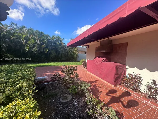 $5,400 | 2980 Southwest 111th Avenue, Miami, FL 33165