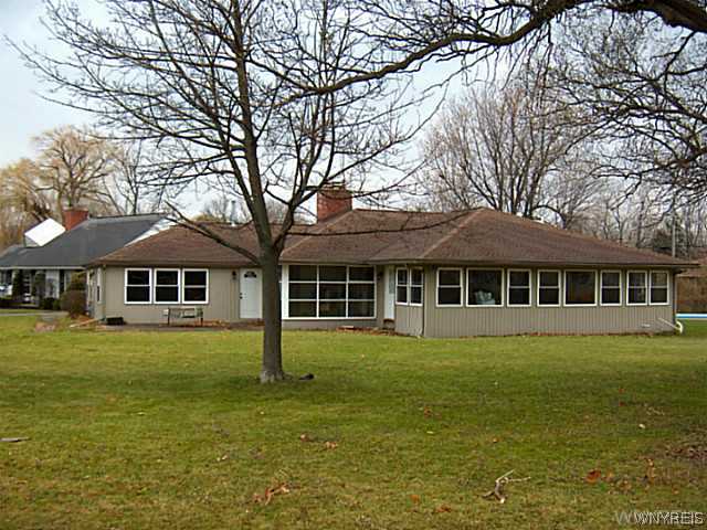 120 Westchester Road Amherst, NY 14221 - Photo 1 of 1 Exterior Front