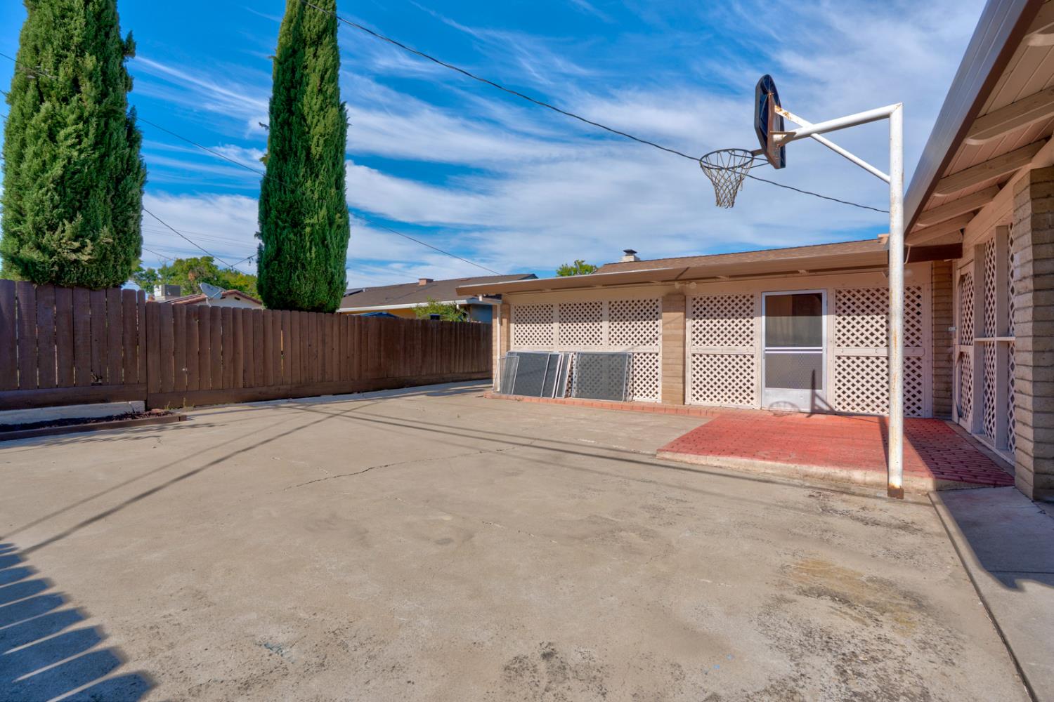 163 North Santa Rosa Street Los Banos, CA 93635 - Photo 39 of 49