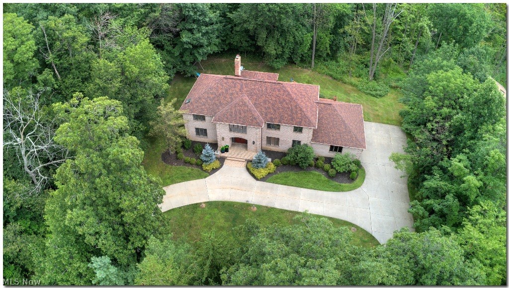 3225 Old Brainard Road Pepper Pike, OH 44124 - Photo 1 of 35 Location! Location! This 4608 sq. ft. , 5 bedroom, 6 bath, all brick colonial situated on a lush 1 acre lot has all the space you need. It also has 3 car garage and circular drive on a wonderful street in the heart of Pepper Pike.