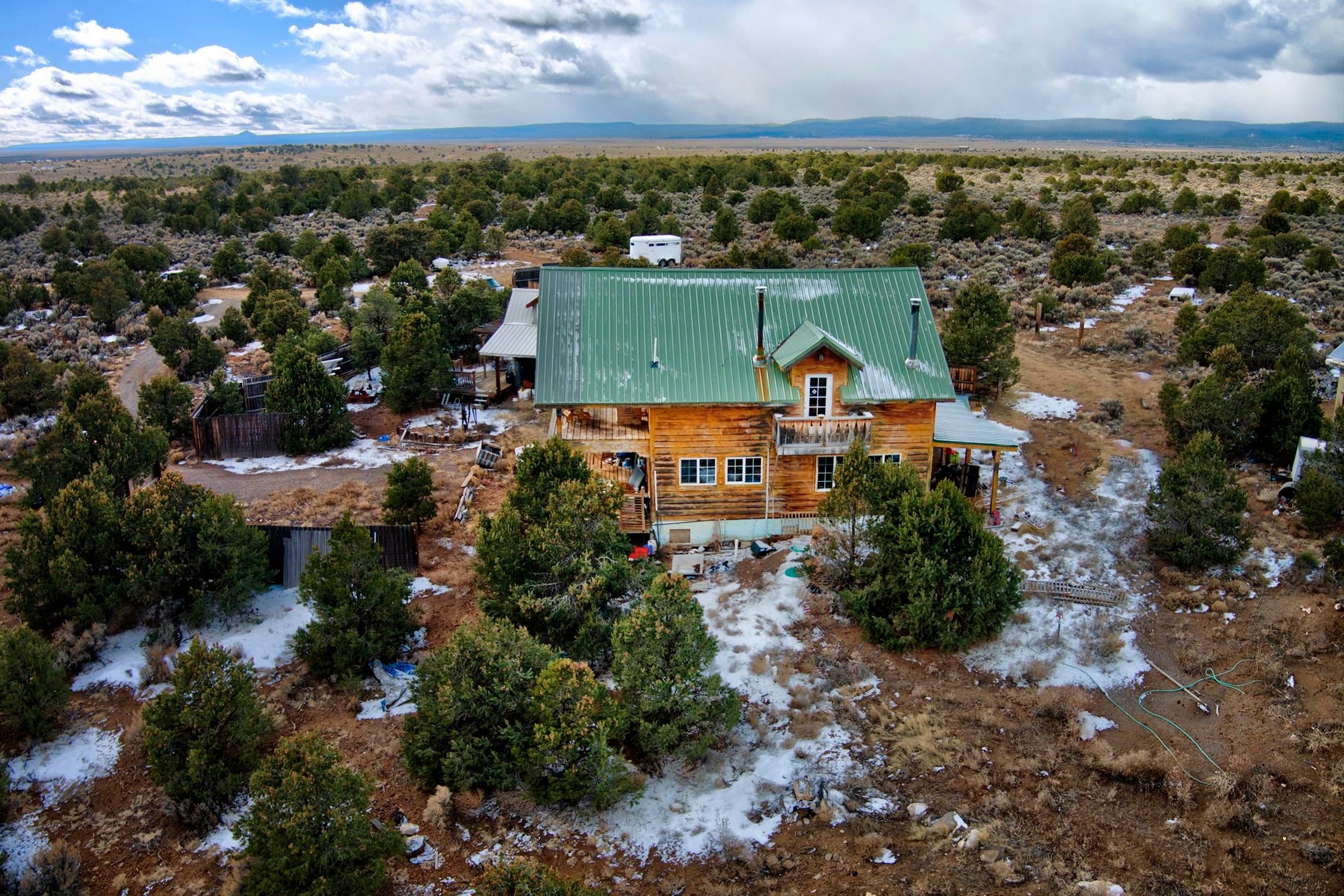 124 Colorado Road Tres Piedras, NM 87577 - Photo 26 of 50