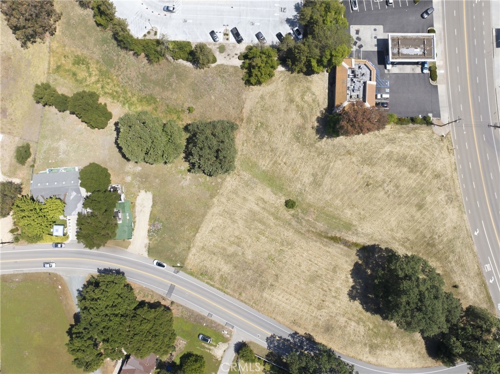 3975 Monterey Road Atascadero, CA 93422 - Photo 7 of 7 a view of a house with a yard
