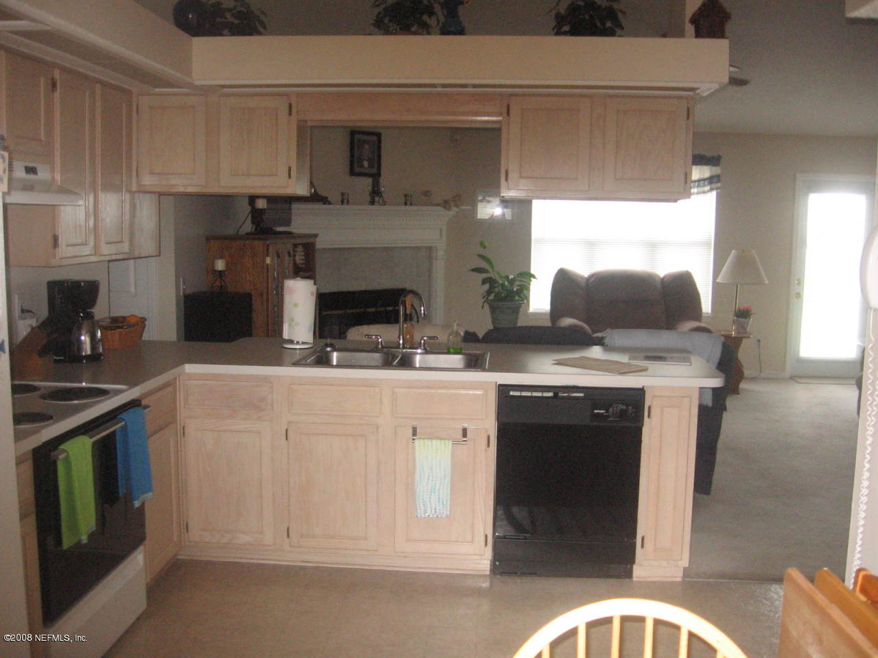 8492 Springtree Road Jacksonville, FL 32210 - Photo 11 of 16 Kitchen3