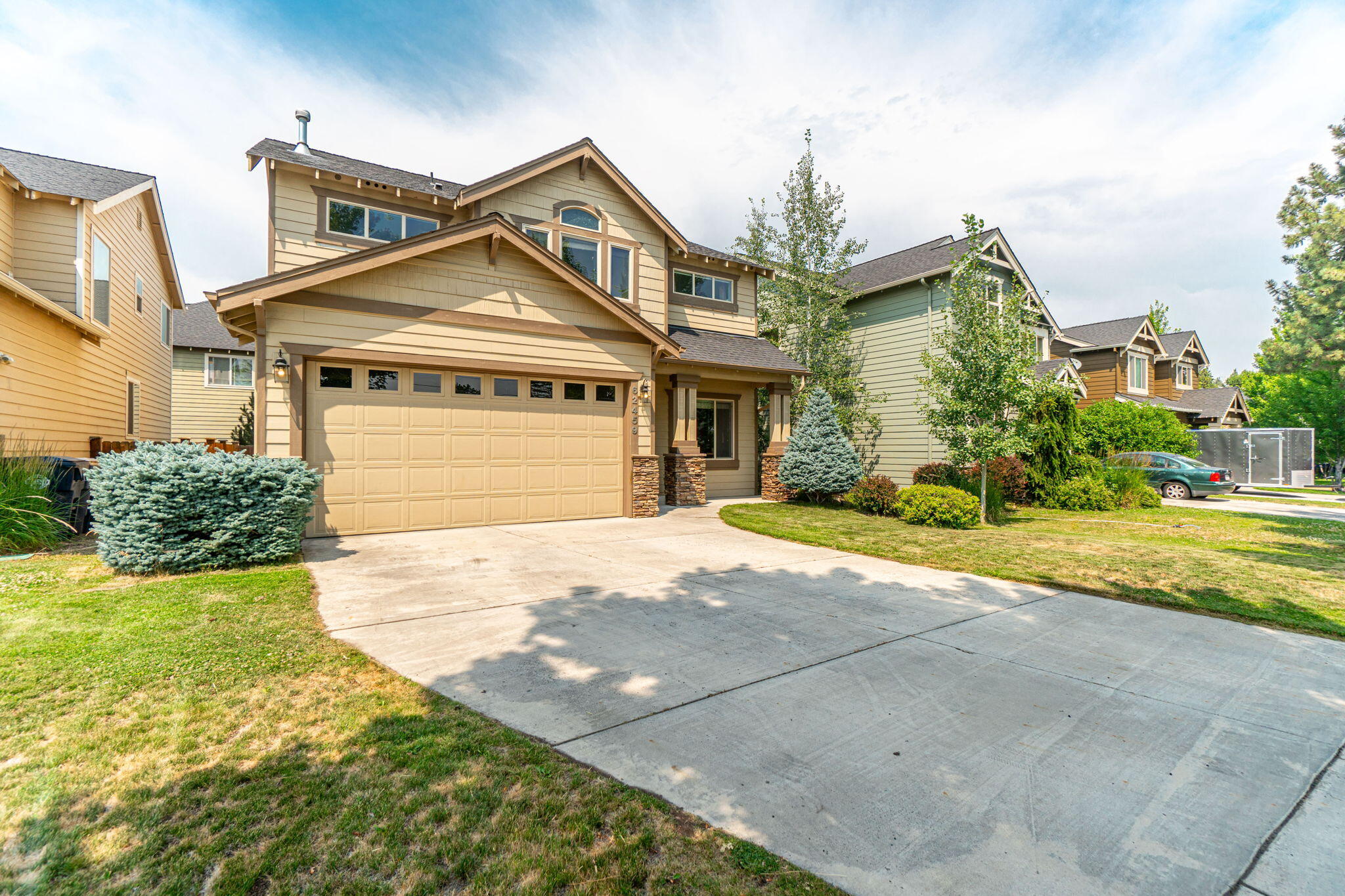 62459 Eagle Road Bend, OR 97701 - Photo 3 of 40 17-web-or-mls-Riley Visuals-9