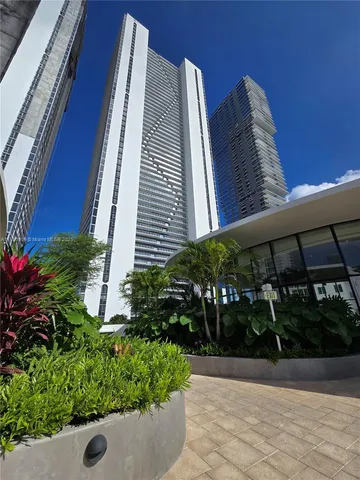 $7,500 | 700 Northeast 24th Street, Unit 4004, Miami, FL 33137