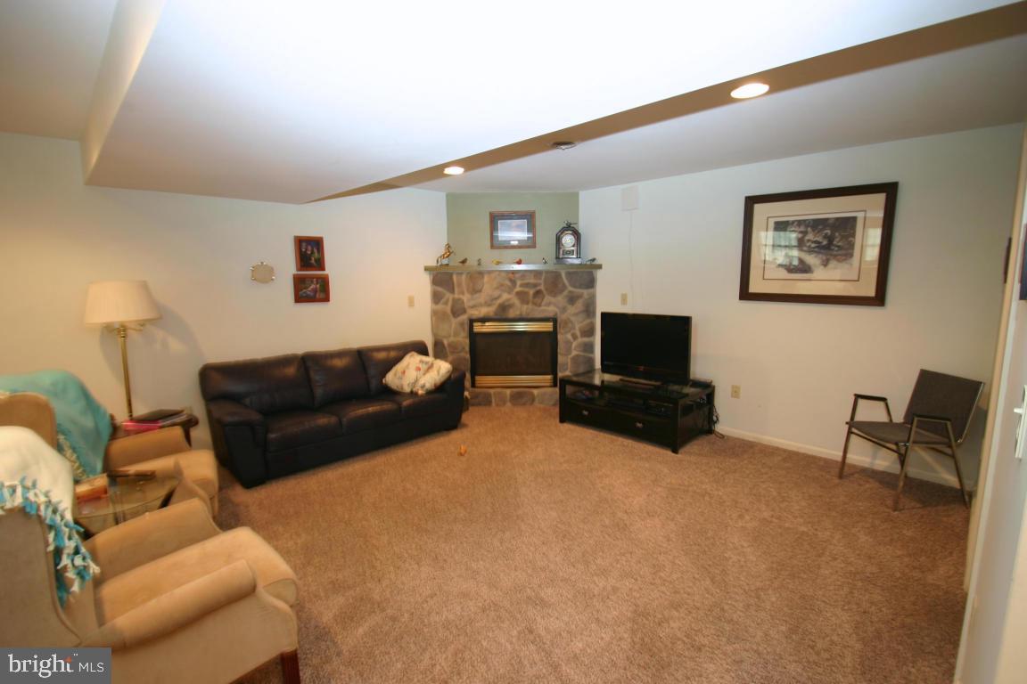 289 Rutts Road Elizabethtown, PA 17022 - Photo 12 of 24