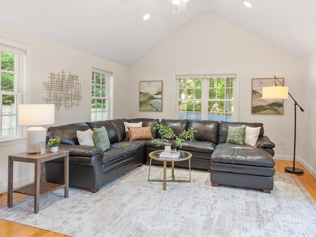 33 Birch Hill Road Ashland, MA 01721 - Photo 3 of 32
