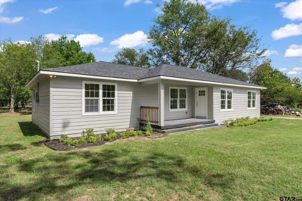 $265,000 | 229 East Nevada Street, Van, TX 75790