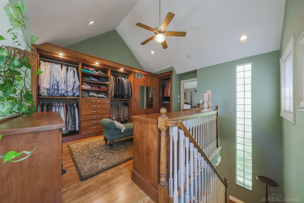 821 Trombley Road Grosse Pointe, MI 48230 - Photo 38 of 60 50029376-38.JPG