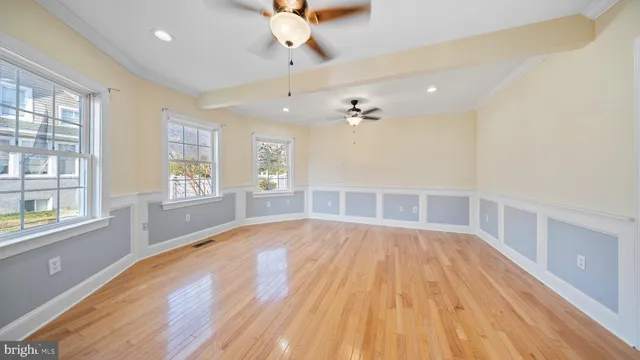 $350,000 | 301 East Chestnut Street, Delmar, MD 21875