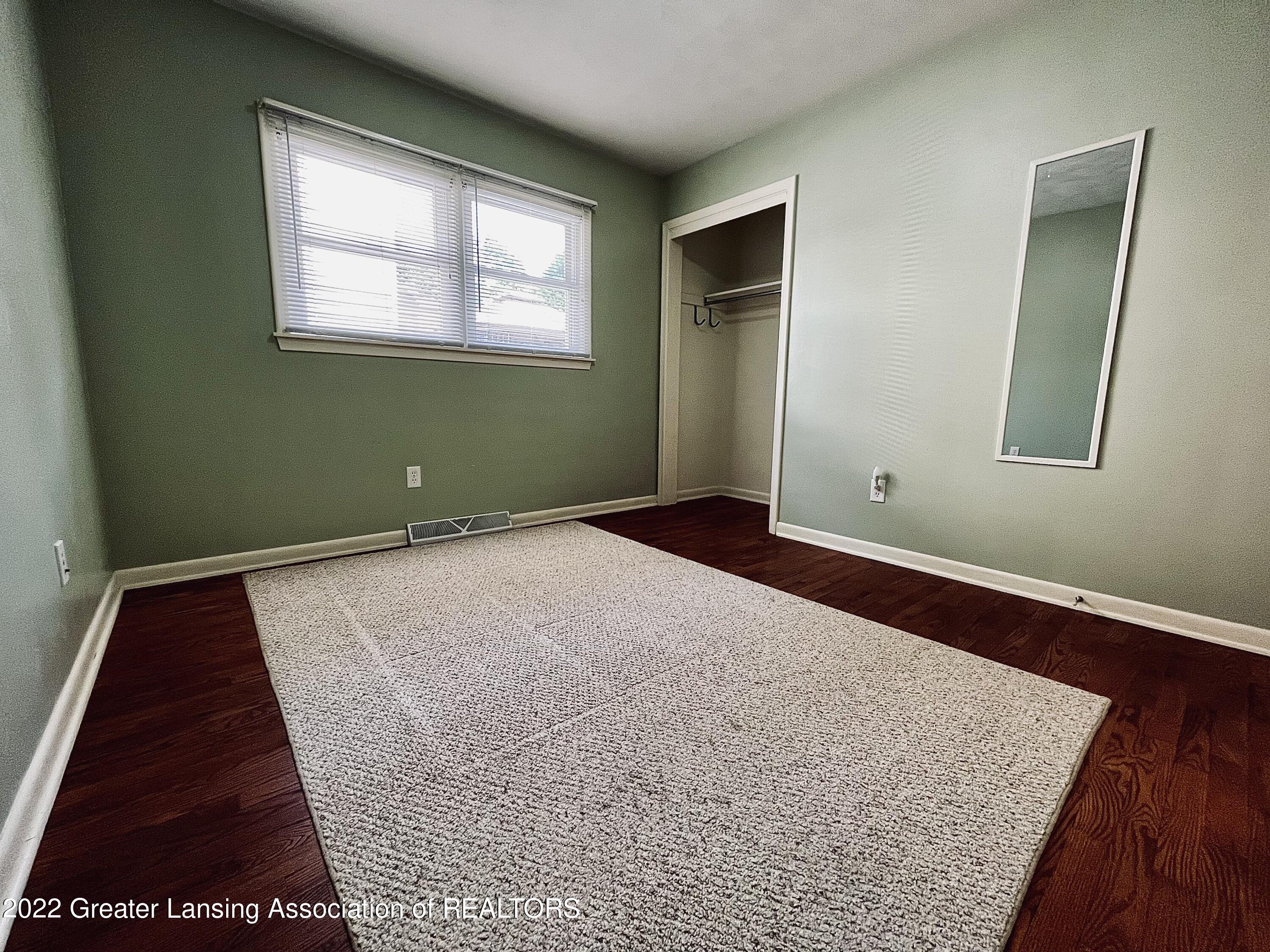 217 Rita Street Lansing, MI 48910 - Photo 13 of 42 13