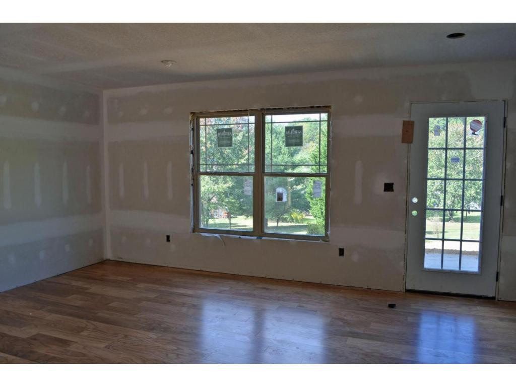 1110 Cherry Ridge Road Jonesborough, TN 37659 - Photo 3 of 9 Open Living Area with Hardwood