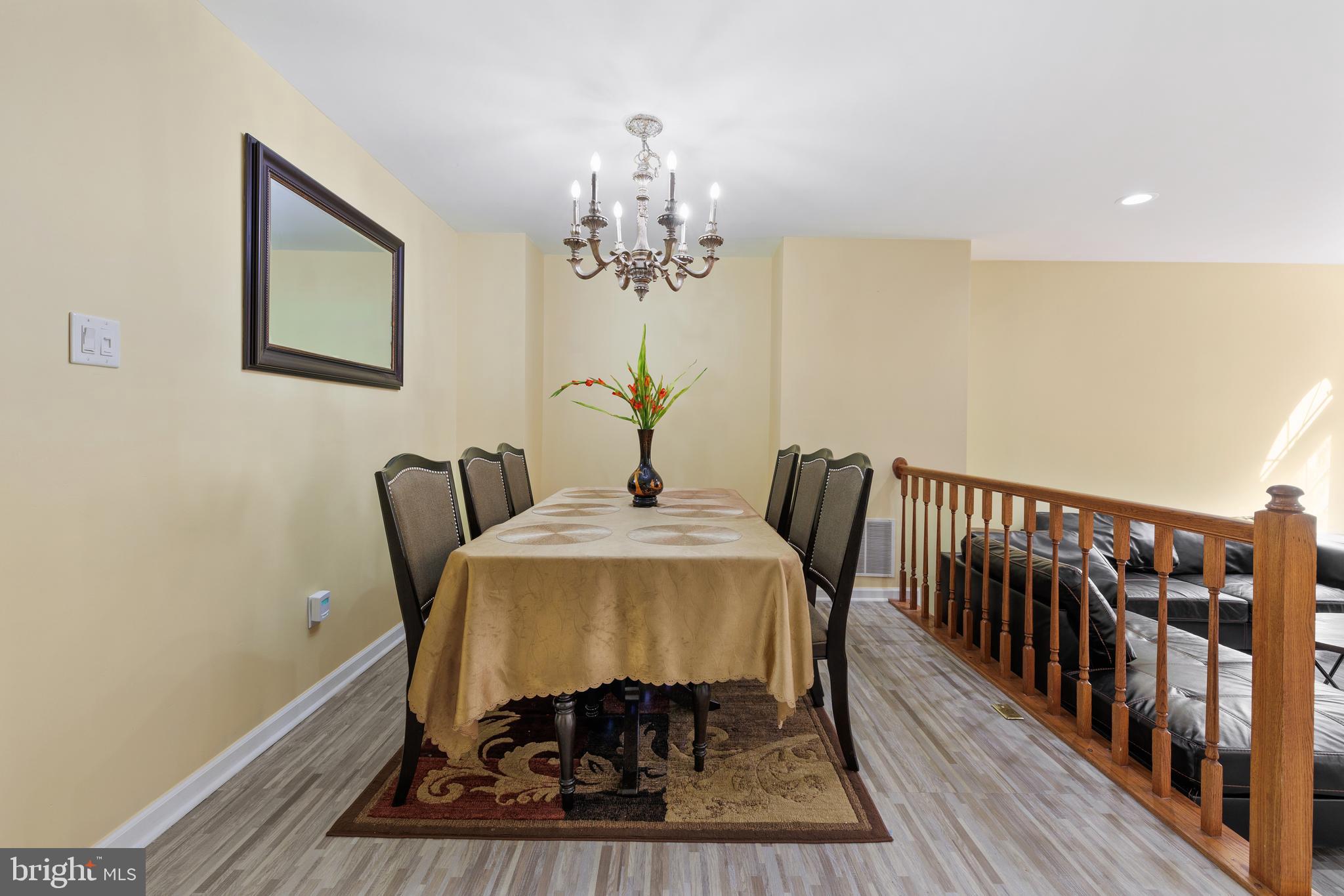 46899 Rabbitrun Terrace Sterling, VA 20164 - Photo 11 of 31 Gallery Image 11