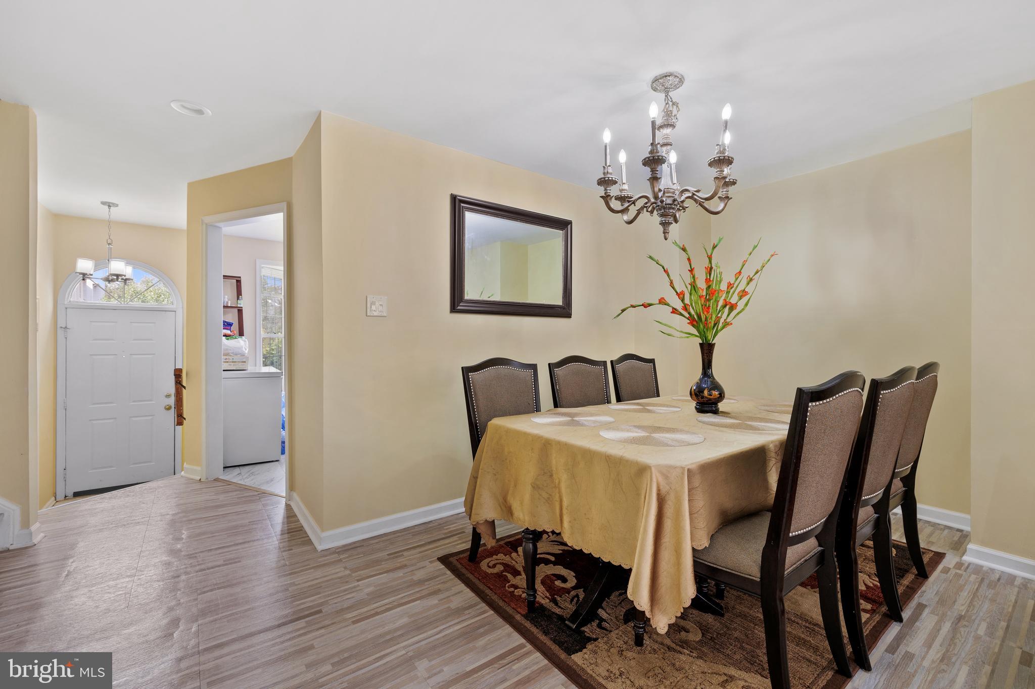 46899 Rabbitrun Terrace Sterling, VA 20164 - Photo 12 of 31 Gallery Image 12