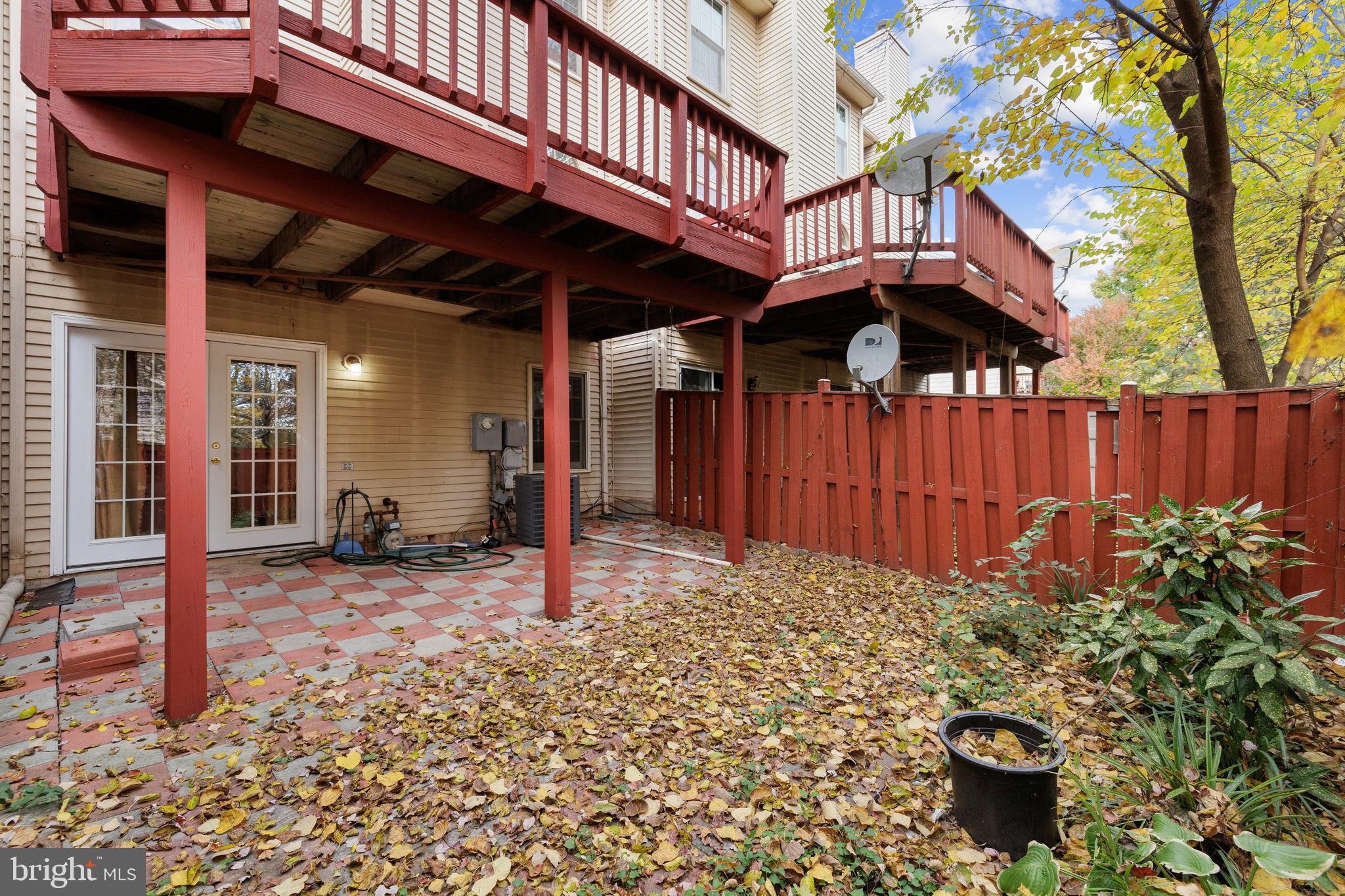 46899 Rabbitrun Terrace Sterling, VA 20164 - Photo 29 of 31 Gallery Image 29