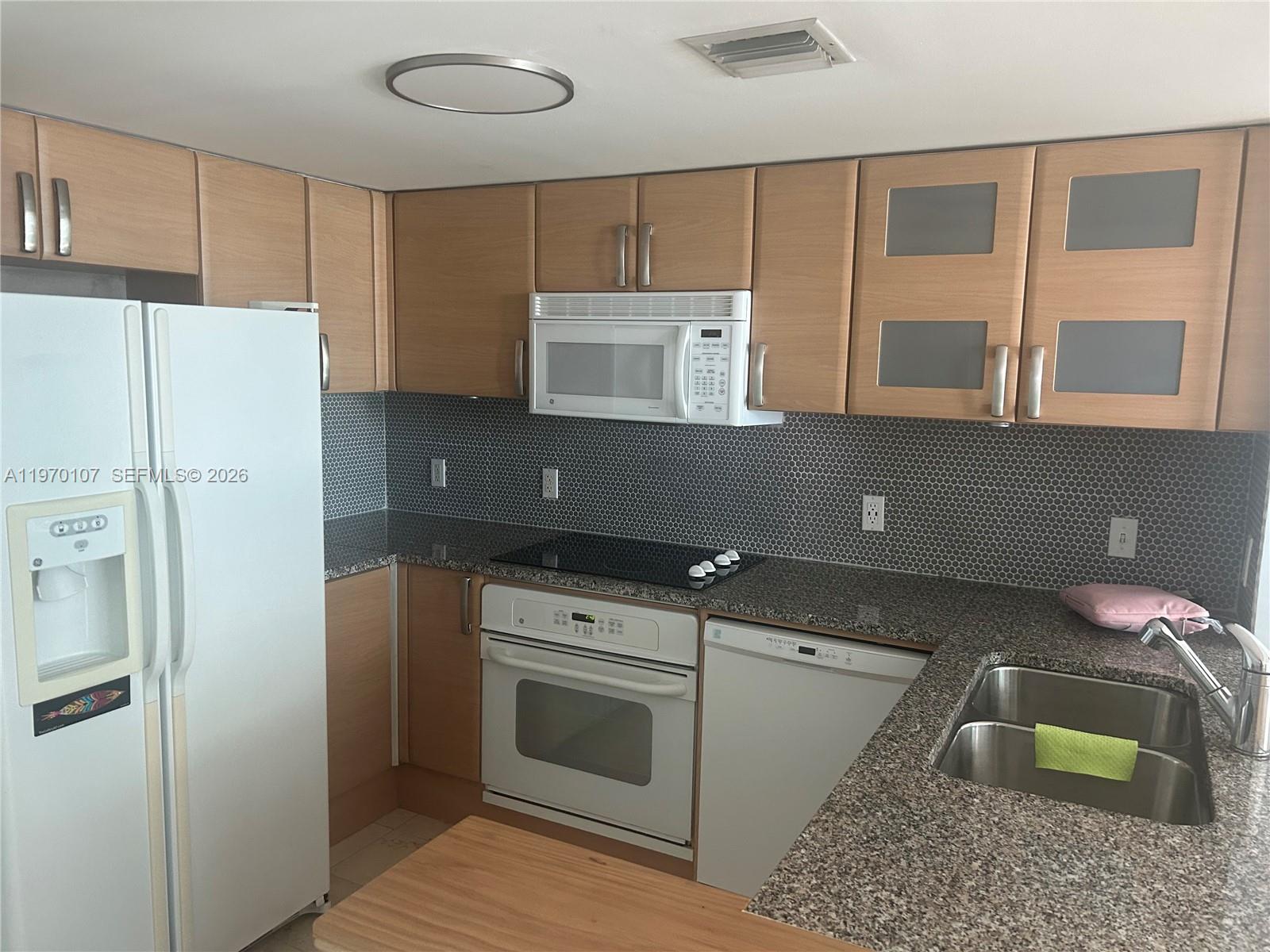 2101 Brickell Avenue, Unit 1709 Miami, FL 33129 - Photo 6 of 13