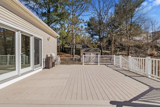 7 Blacksmith Way Saugus, MA 01906 - Photo 30 of 36