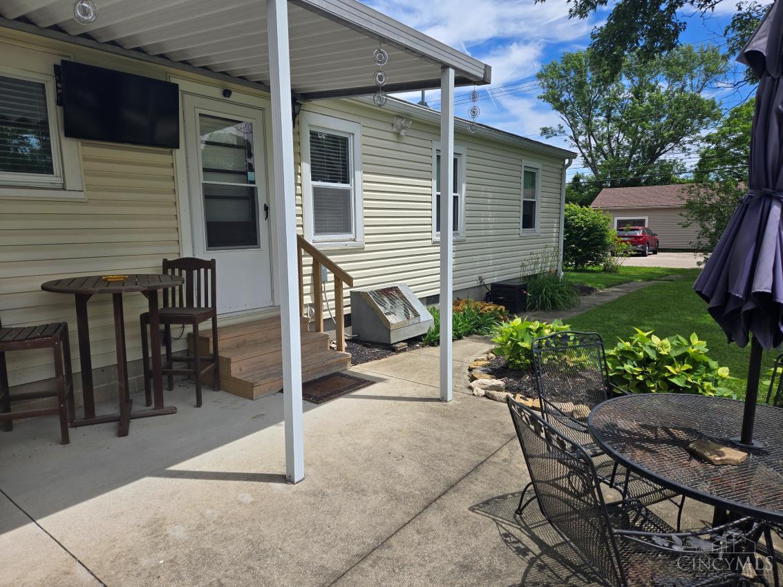 3561 Pennyroyal Road Franklin, OH 45005 - Photo 2 of 16