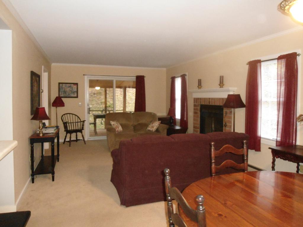 300 Grove Street, Unit 10 Rutland, VT 05701 - Photo 4 of 14