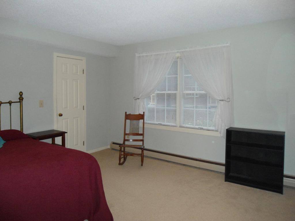 300 Grove Street, Unit 10 Rutland, VT 05701 - Photo 10 of 14