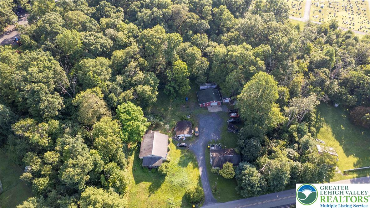 8657 South Loop Road Slatington, PA 18080 - Photo 28 of 32 Perfectly peaceful setting...