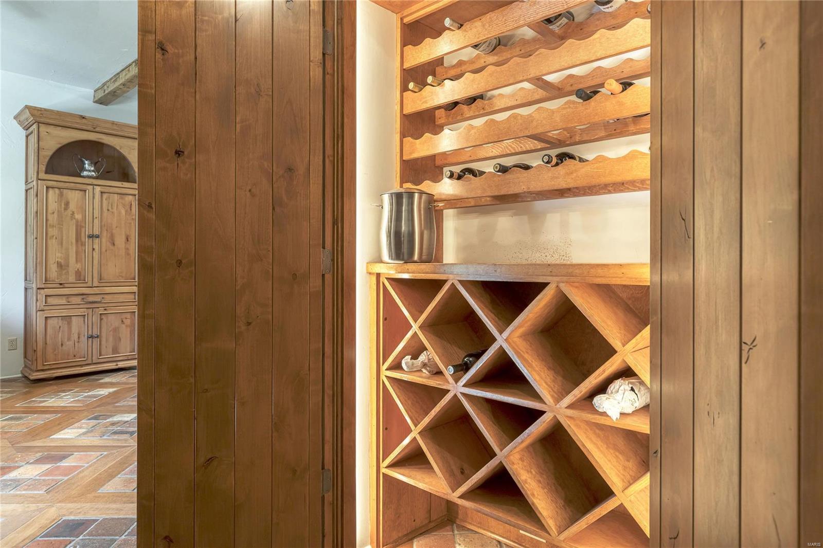 13 Ridgecreek Road Town and Country, MO 63141 - Photo 28 of 57 Gallery Image 28