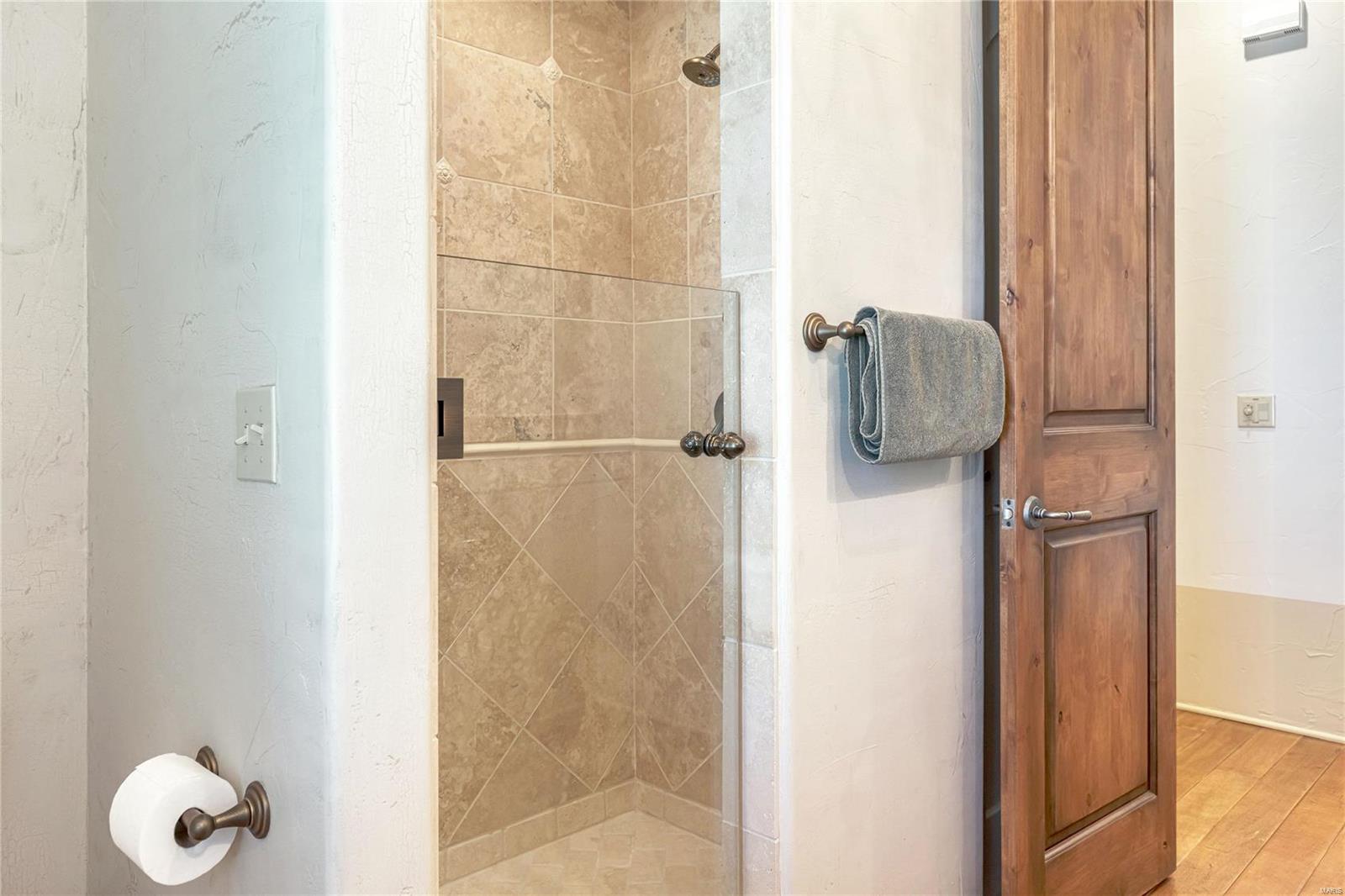13 Ridgecreek Road Town and Country, MO 63141 - Photo 42 of 57 Gallery Image 42