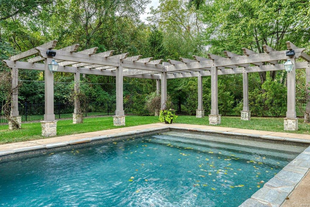 13 Ridgecreek Road Town and Country, MO 63141 - Photo 7 of 57 Gallery Image 7