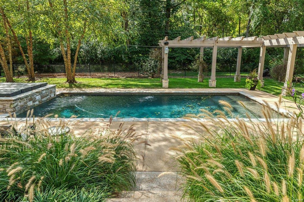 13 Ridgecreek Road Town and Country, MO 63141 - Photo 9 of 57 Gallery Image 9