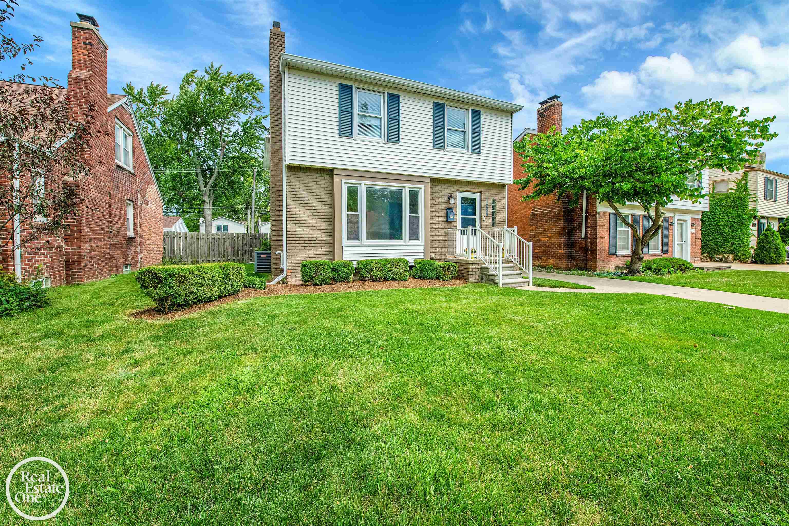 1258 Hampton Road Grosse Pointe Woods, MI 48236 - Photo 37 of 37