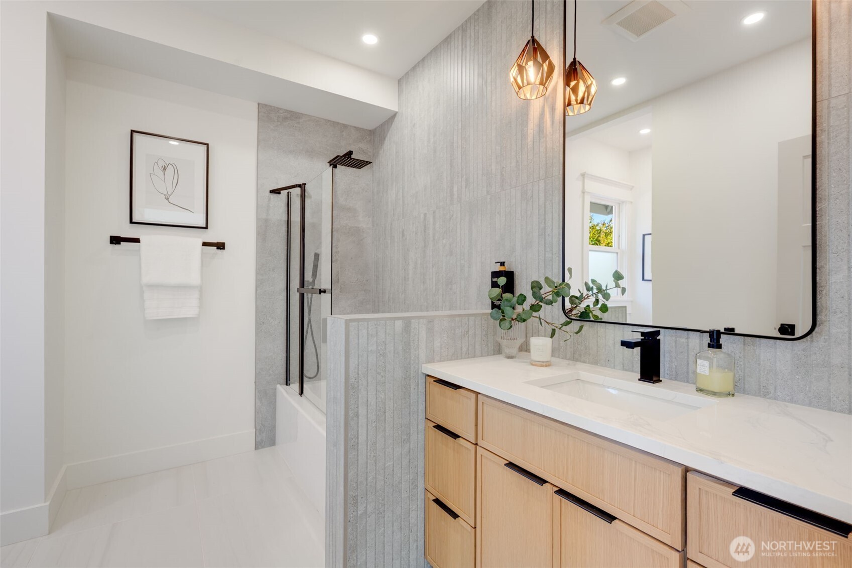 4205 5th Avenue Northwest Seattle, WA 98107 - Photo 11 of 22