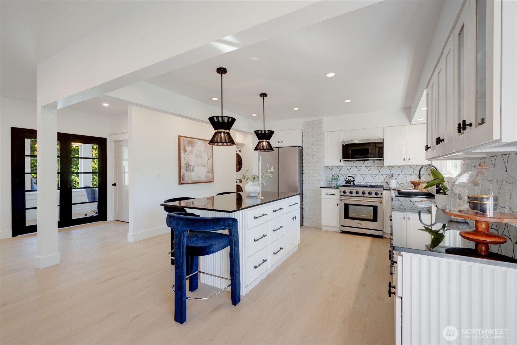 4205 5th Avenue Northwest Seattle, WA 98107 - Photo 6 of 22