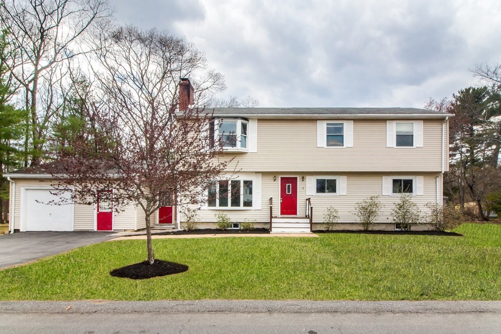 7 Mohawk Road Burlington, MA 01803 - Photo 1 of 30 Gallery Image 1