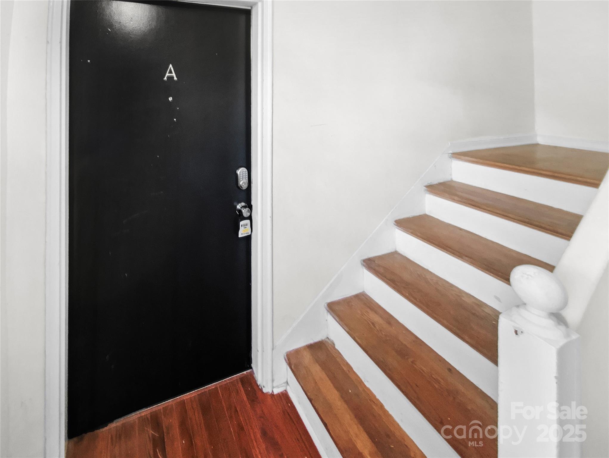 349 Wakefield Drive, Unit A Charlotte, NC 28209 - Photo 7 of 20 a view of entryway