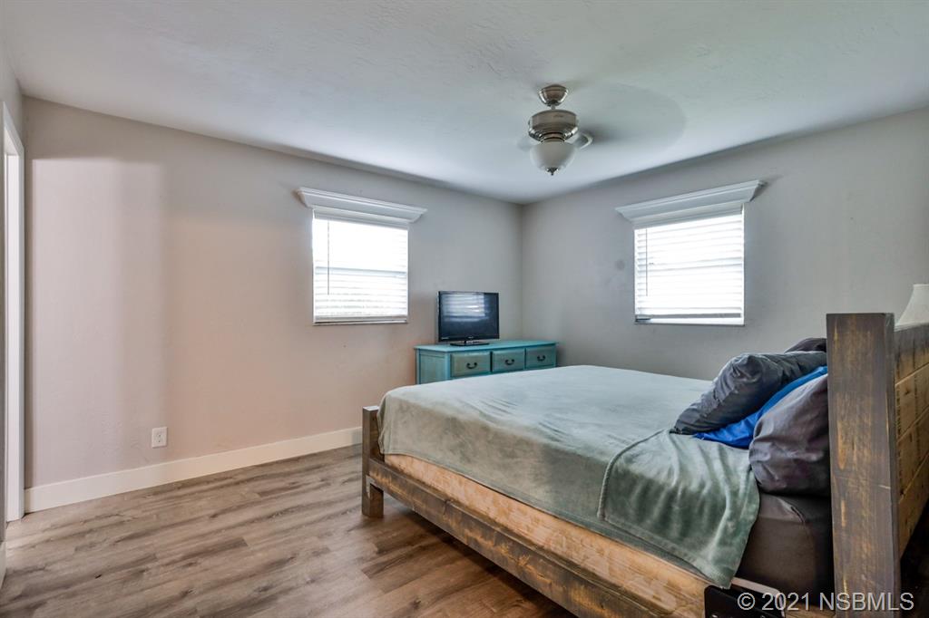 1035 Ruth Drive Edgewater, FL 32132 - Photo 17 of 28 Gallery Image 17