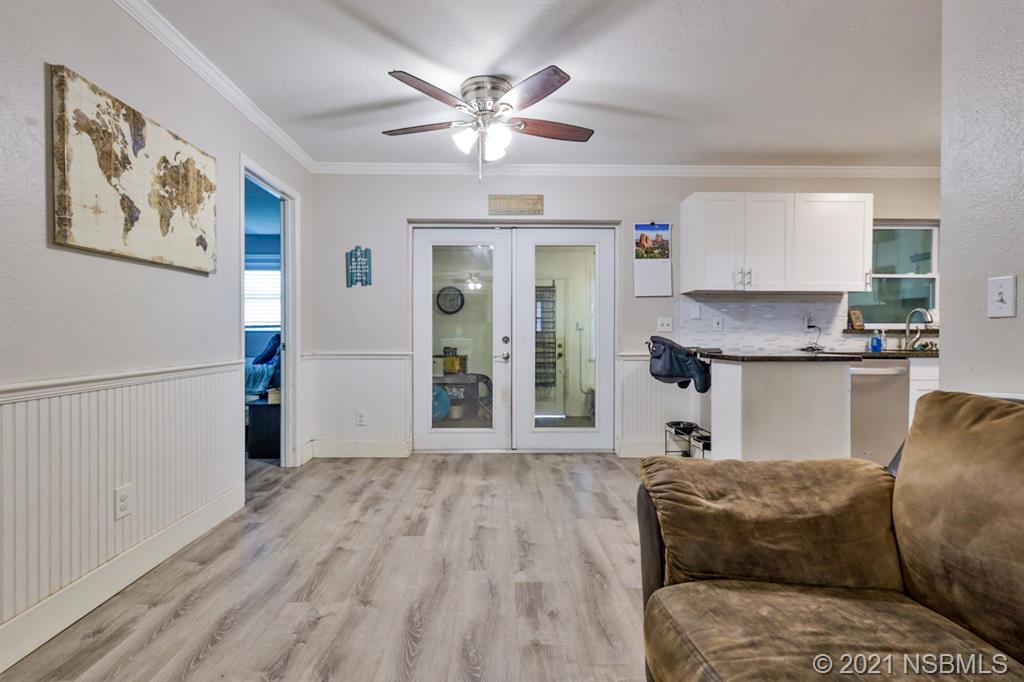 1035 Ruth Drive Edgewater, FL 32132 - Photo 9 of 28 Gallery Image 9