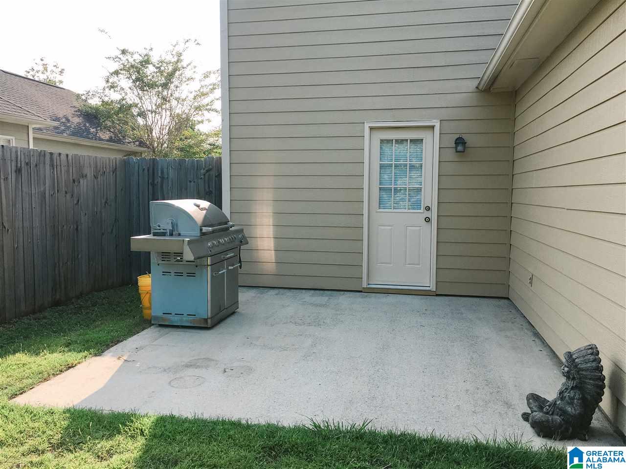 403 Walker Way Pelham, AL 35124 - Photo 10 of 47