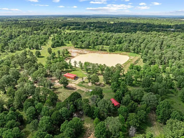 $299,000 | 1942 East 1970 Road, Antlers, OK 74523