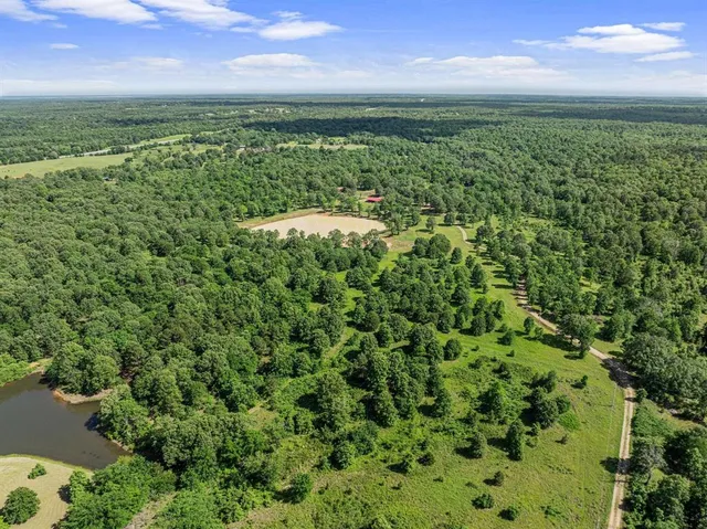 $299,000 | 1942 East 1970 Road, Antlers, OK 74523