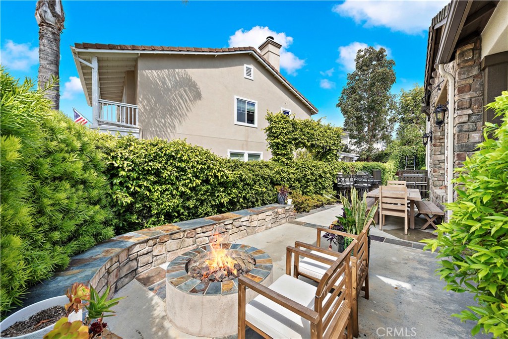 14 Celestine Circle Ladera Ranch, CA 92694 - Photo 33 of 42 a view of a backyard with sitting area
